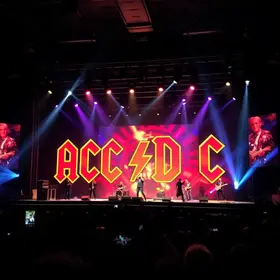 show do AC/DC
